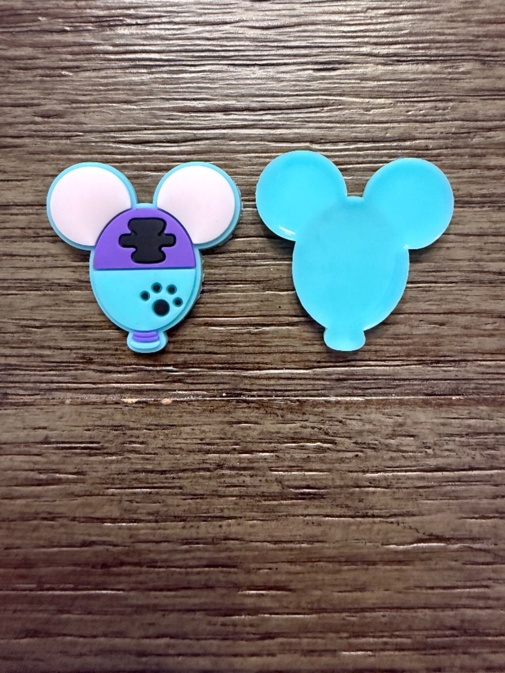 10 Stitch Flatback Charms